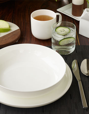 THE MODERN TABLE