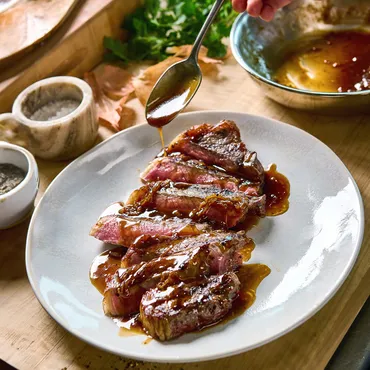 Strip Steak with Chianti Pan Sauce