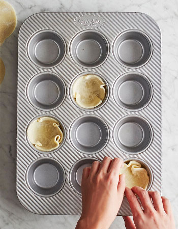 Sur La Table bakeware