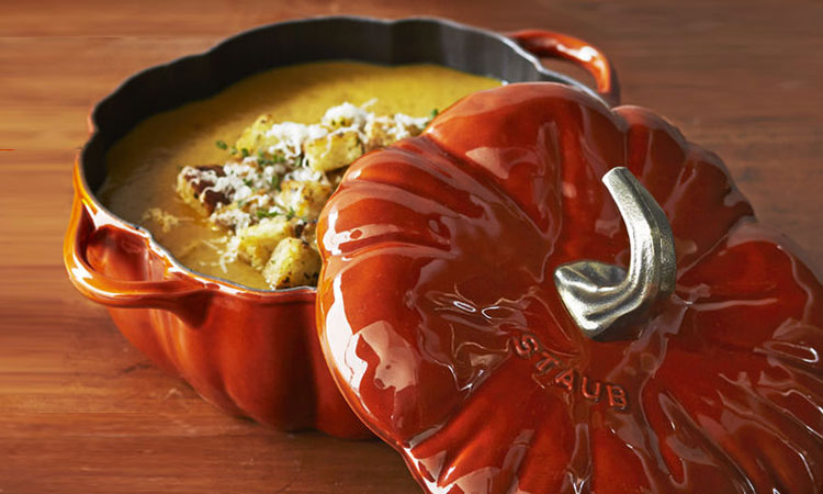 STAUB PUMPKIN COCOTTE, 3.5 QT. in burnt orange