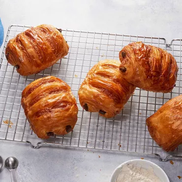 Pain Au Chocolat Croissants