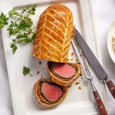 Beef Wellington on white Pearl platter