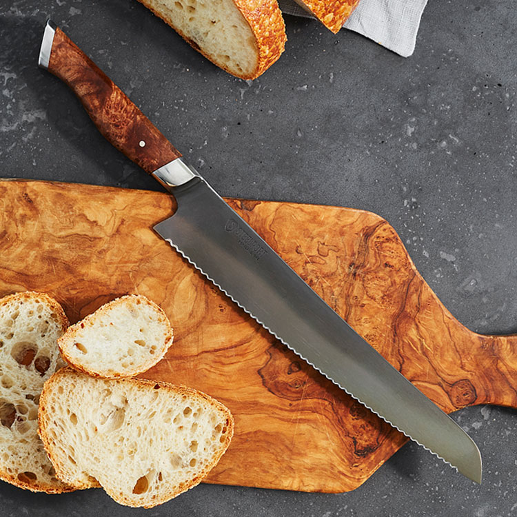 Steelport serrated bread knife