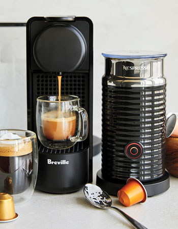 NESPRESSO ESSENZA PLUS BY BREVILLE WITH AEROCCINO 3 F