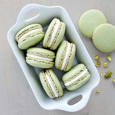 Pistachio Macarons with Pistachio Crème Filling