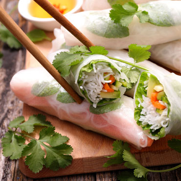 Fresh Spring Rolls with Peanut Sauce