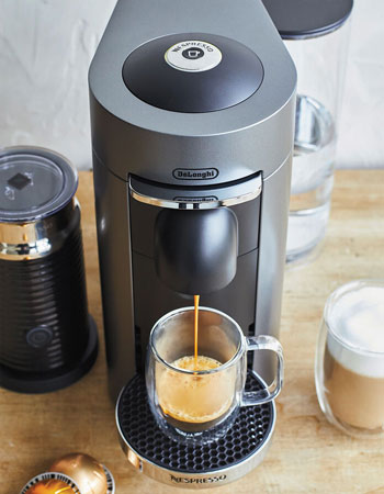 NESPRESSO VERTUOPLUS DELUXE BY DE'LONGHI WITH AEROCCINO 3