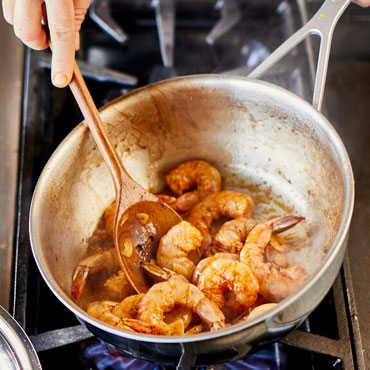 Sautéed Shrimp with Sherry and Garlic