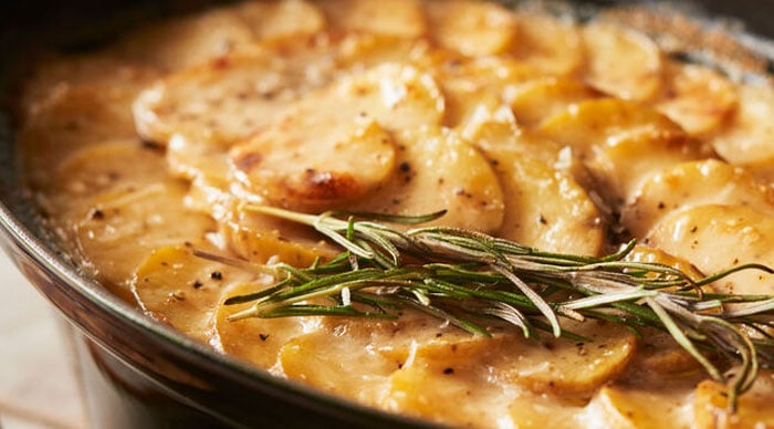 POTATOES AU GRATIN