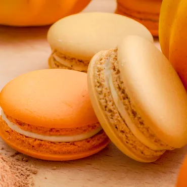Pumpkin Spice Macarons