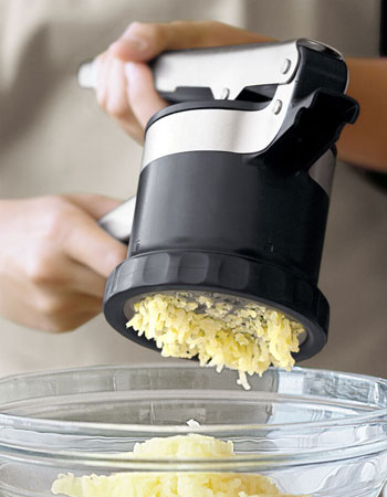 OXO GOOD GRIPS potato ricer