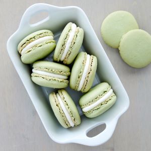 Green Lime Macarons with Coconut Buttercream