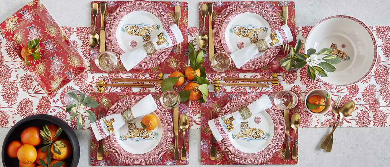 Tiger motif dinnerware with tiger napkins