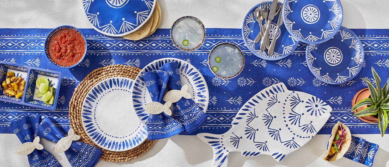 El Mar blue and white melamine dinnerware